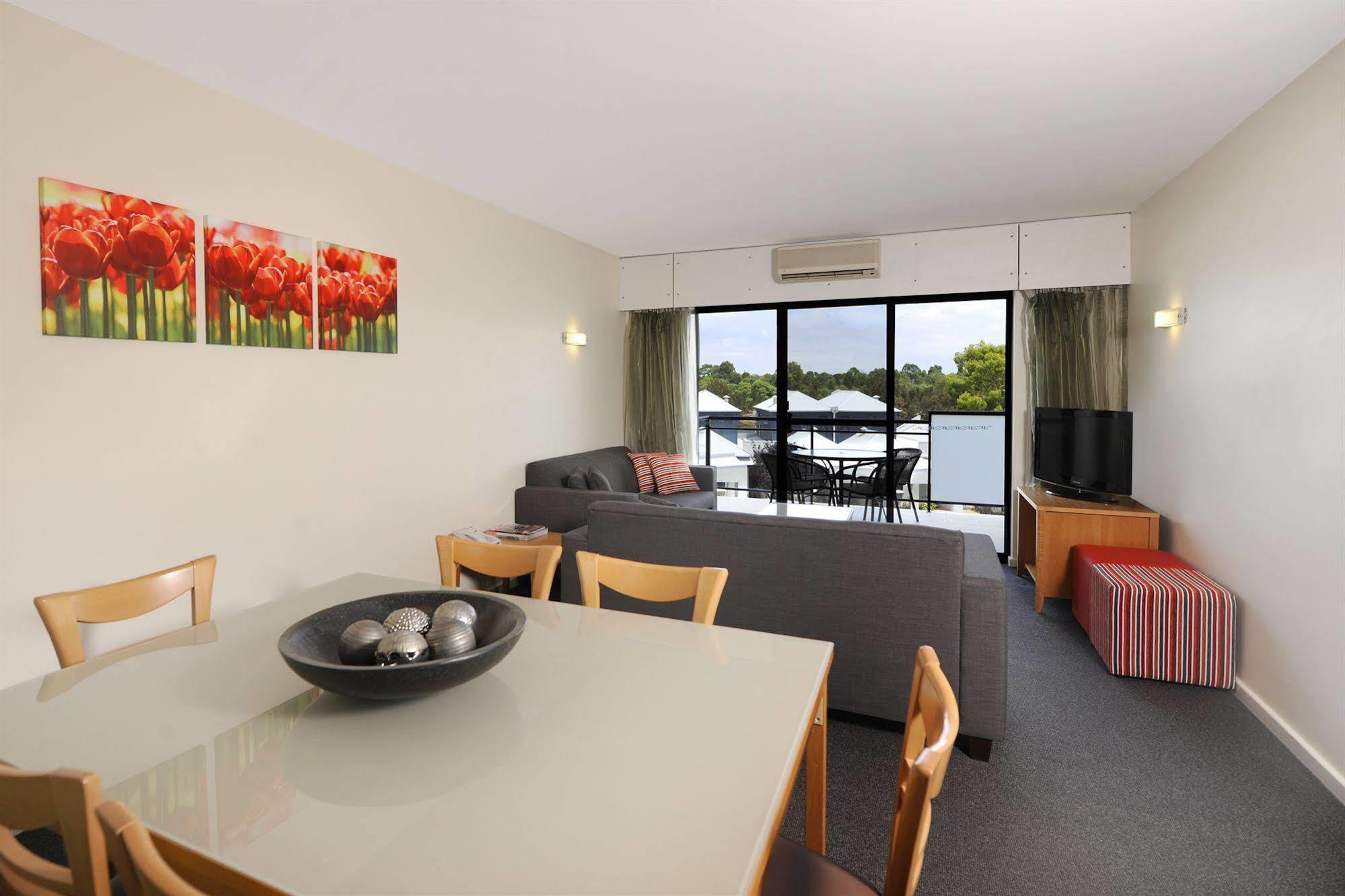 Assured Ascot Quays Apartment Hotel Perth Ngoại thất bức ảnh