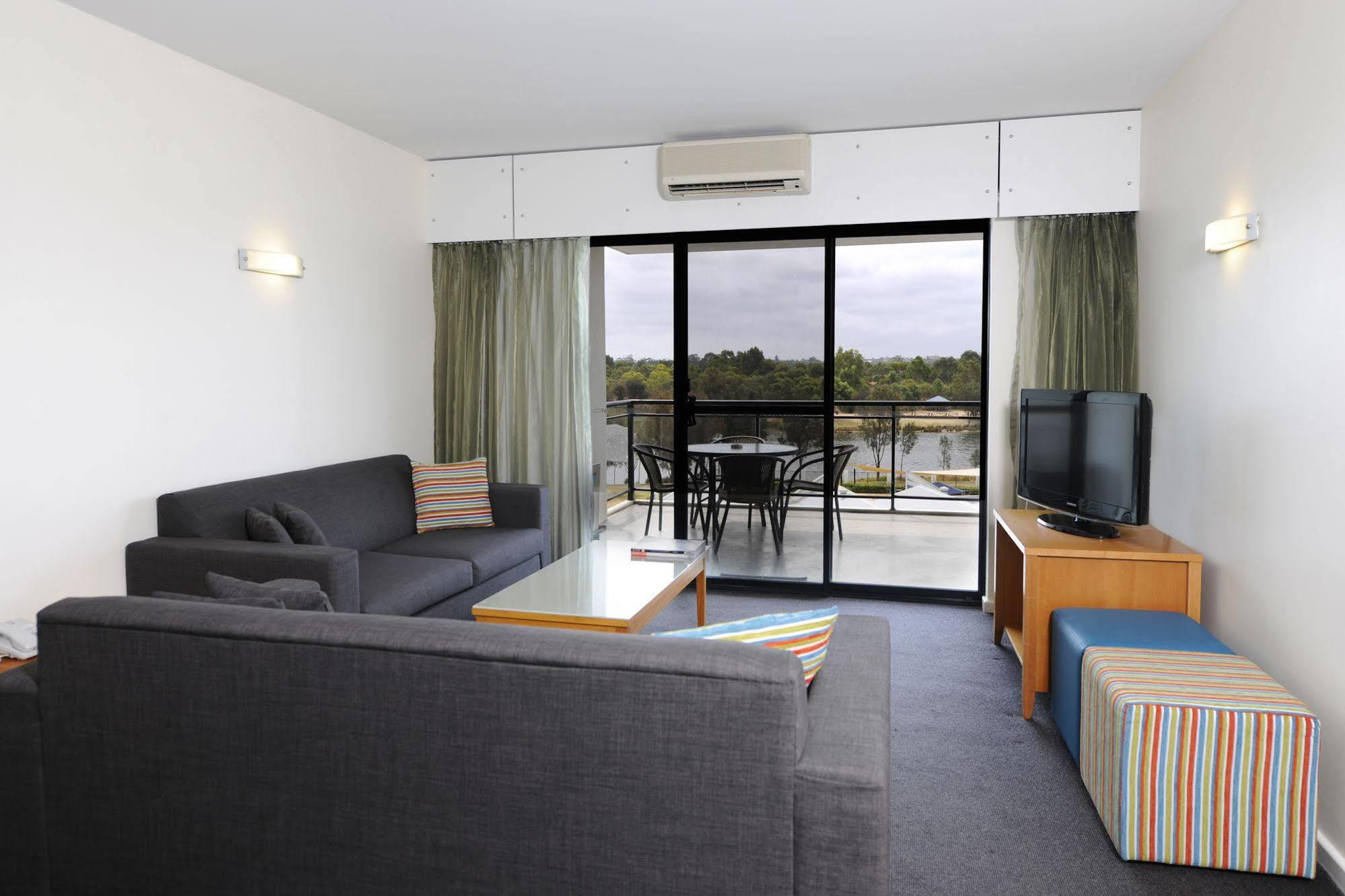 Assured Ascot Quays Apartment Hotel Perth Ngoại thất bức ảnh